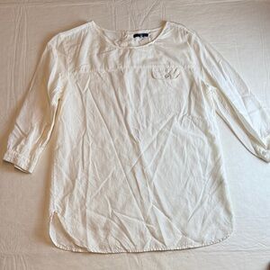 GAP Women's Cream Top Front Pocket Back Button Detail Size M